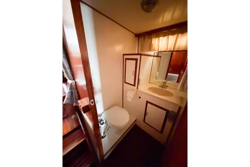 Slide: The Image of Bathroom interior of 1989 Jefferson Marquessa 52 Extended Deckhouse yacht. - 93