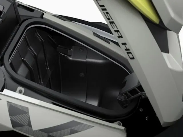 Slide: The Image of Yamaha VX Cruiser HO 2026 - 5