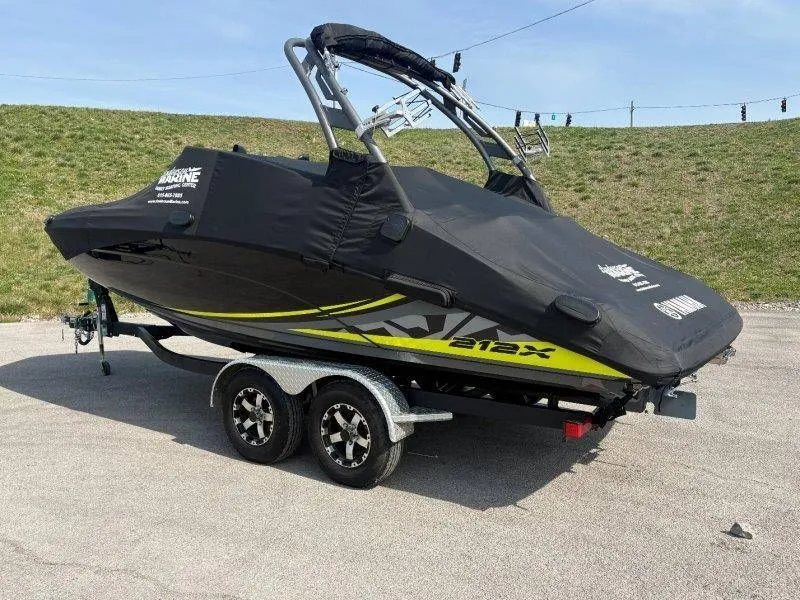 Slide: The Image of Yamaha 212X 2020 - 108