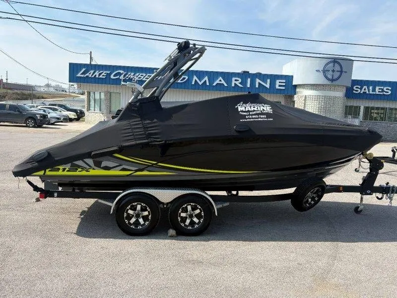 Slide: The Image of Yamaha 212X 2020 - 109