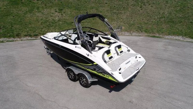 Slide: The Image of Yamaha 212X 2020 - 16