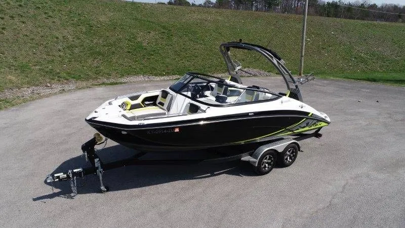 Slide: The Image of Yamaha 212X 2020 - 17