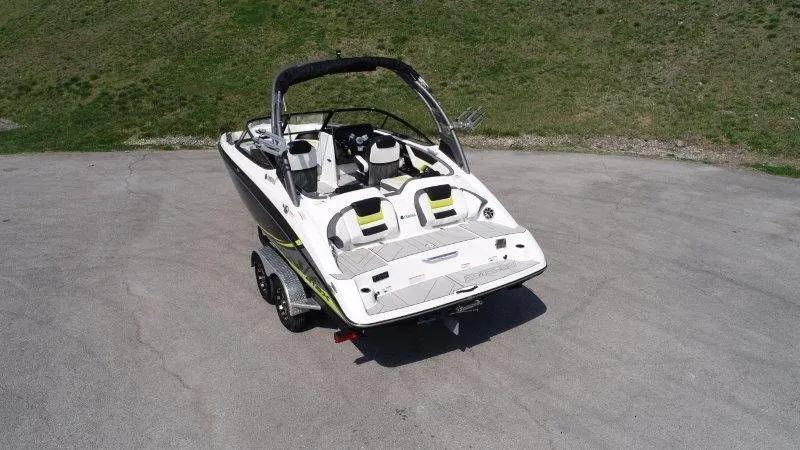 Slide: The Image of Yamaha 212X 2020 - 18