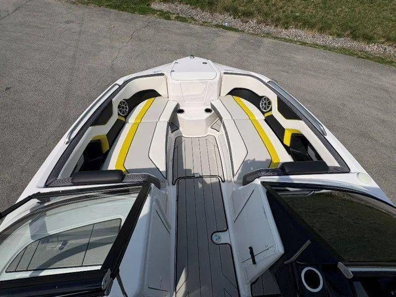 Slide: The Image of Yamaha 212X 2020 - 26