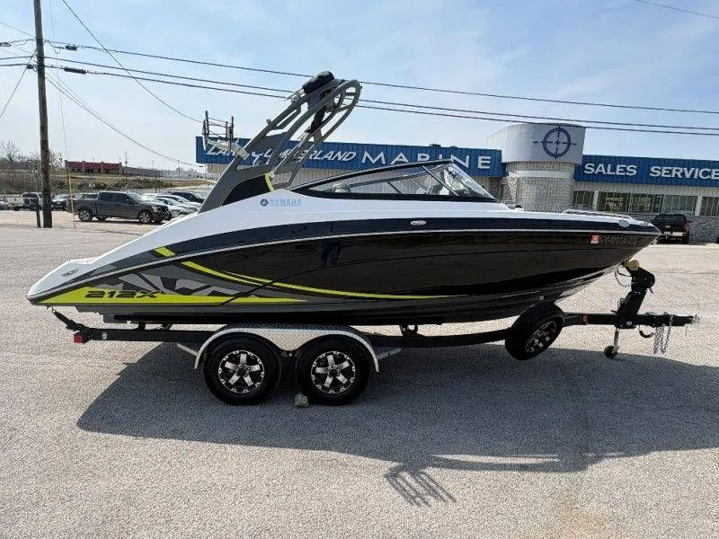 Slide: The Image of Yamaha 212X 2020 - 47