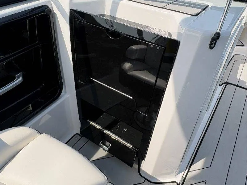 Slide: The Image of Yamaha 212X 2020 - 61