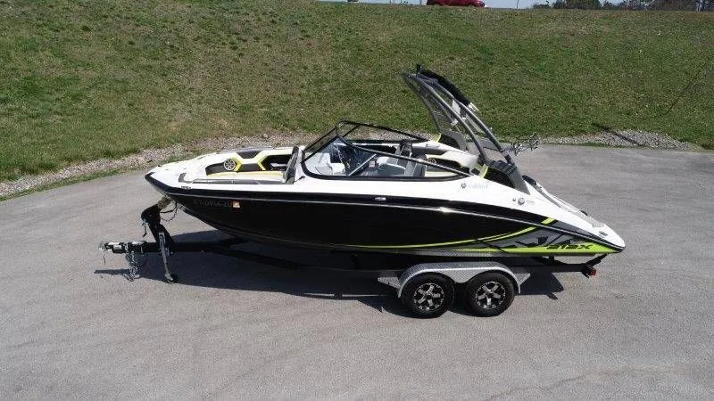 Slide: The Image of Yamaha 212X 2020 - 7