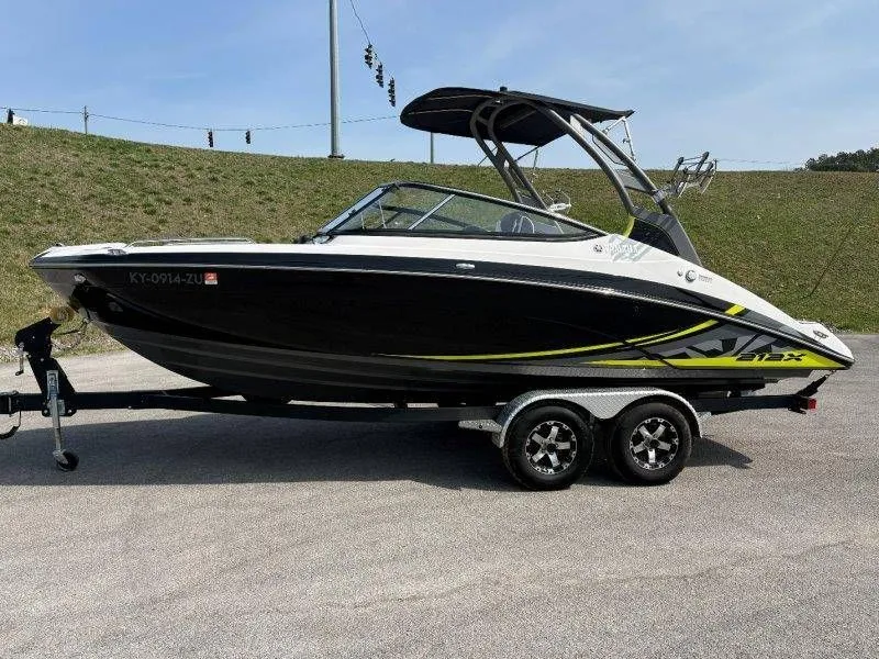 Slide: The Image of Yamaha 212X 2020 - 78