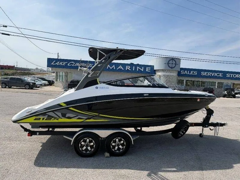 Slide: The Image of Yamaha 212X 2020 - 79