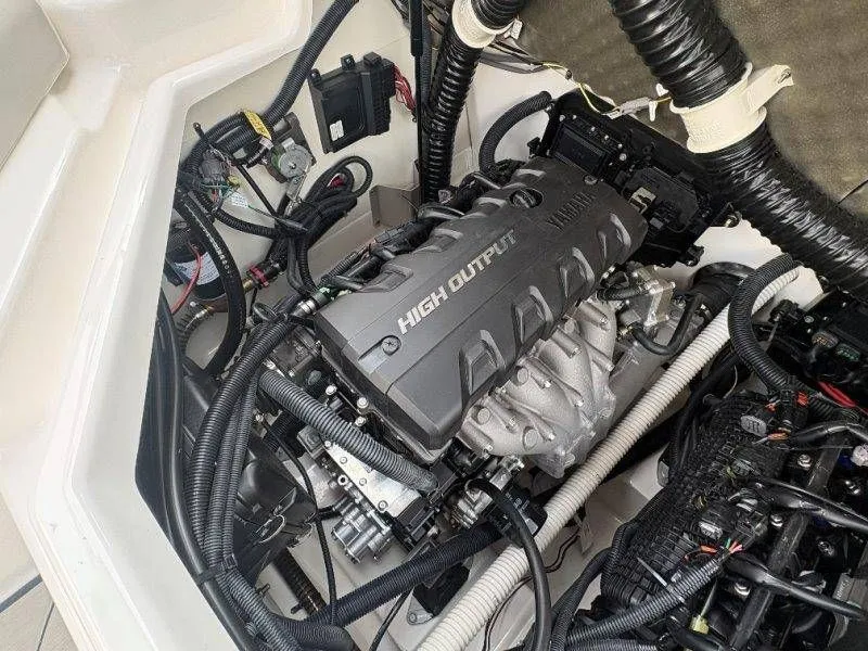 Slide: The Image of Yamaha 212X 2020 - 89