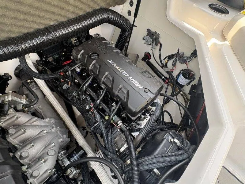 Slide: The Image of Yamaha 212X 2020 - 93