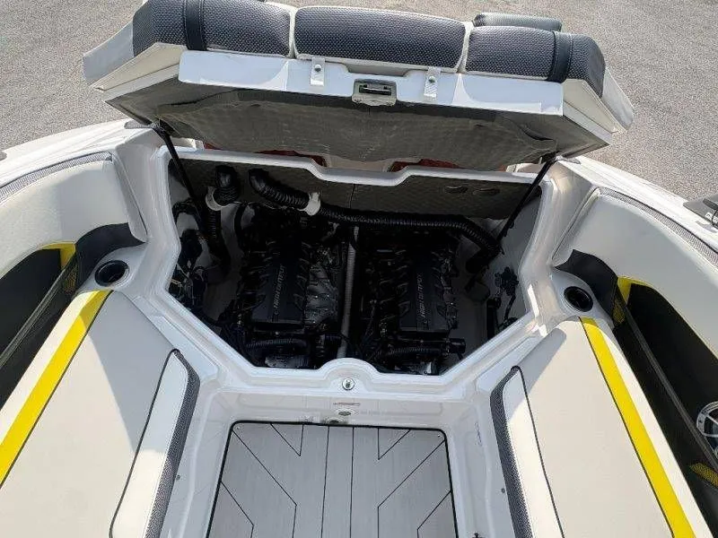 Slide: The Image of Yamaha 212X 2020 - 99