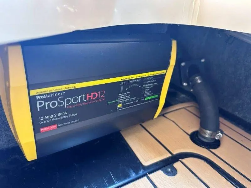 Slide: The Image of Nautique G23 2025 - 23