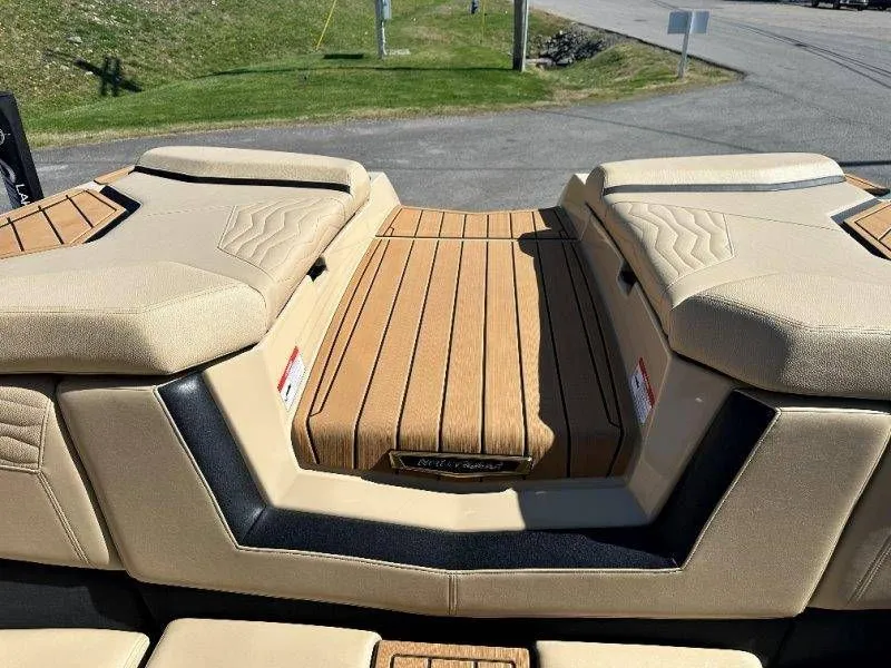 Slide: The Image of Nautique G23 2025 - 42