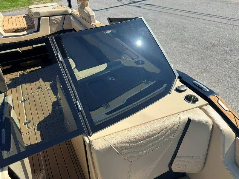 Slide: The Image of Nautique G23 2025 - 59