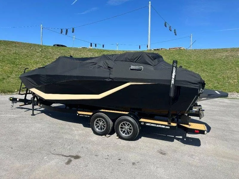 Slide: The Image of Nautique G23 2025 - 71