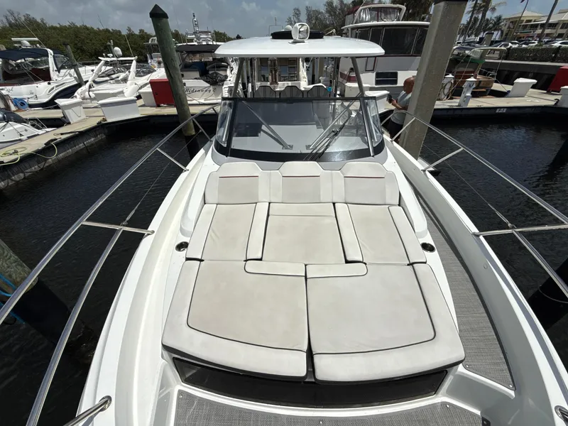 Slide: The Image of 2022 Jeanneau Leader 10.5 WA Series 2 boat with spacious sunbathing deck at marina. - 26