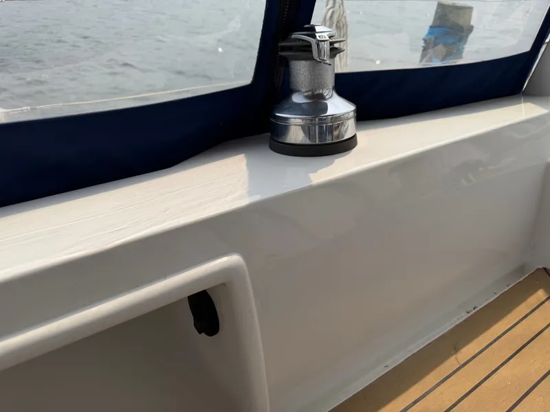 Slide: The Image of Tayana 48 CC 1995 - 100