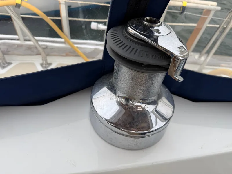 Slide: The Image of Tayana 48 CC 1995 - 103