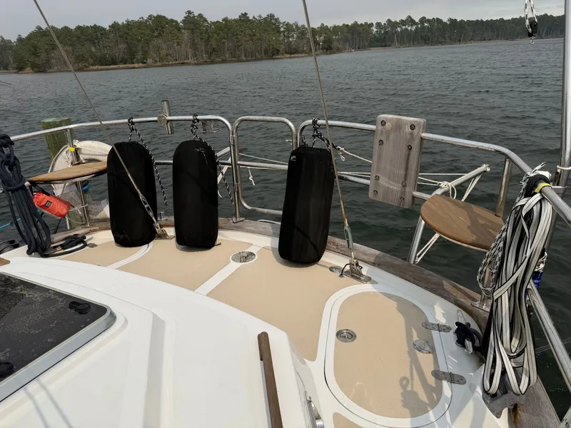 Slide: The Image of Tayana 48 CC 1995 - 108