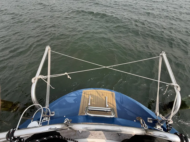 Slide: The Image of Tayana 48 CC 1995 - 109