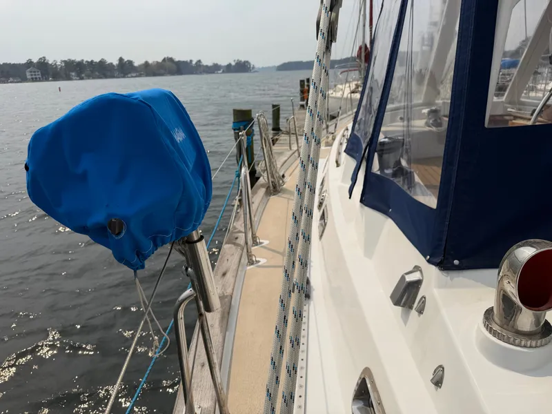 Slide: The Image of Tayana 48 CC 1995 - 114