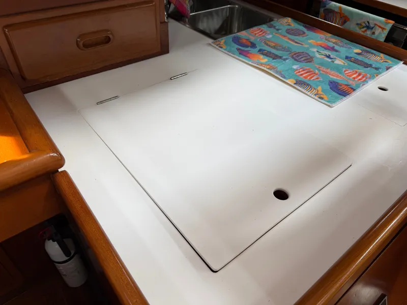 Slide: The Image of Tayana 48 CC 1995 - 27