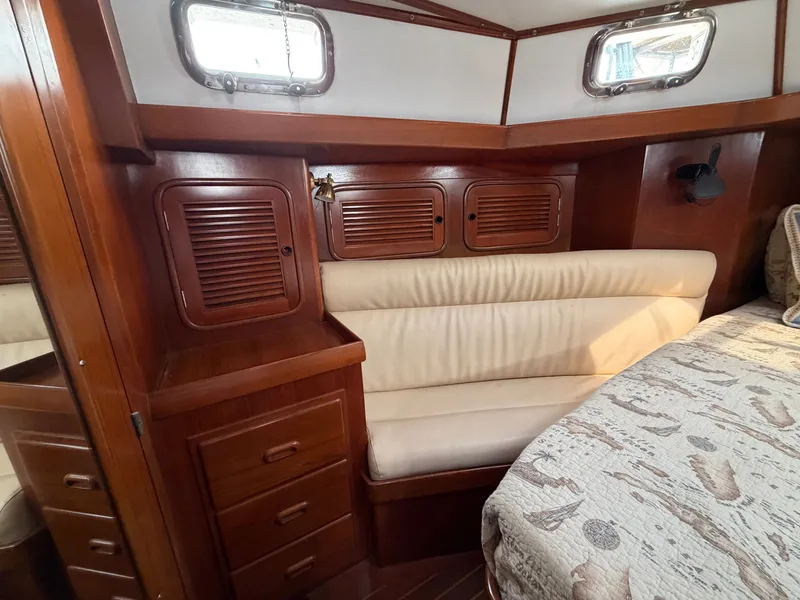 Slide: The Image of Tayana 48 CC 1995 - 46