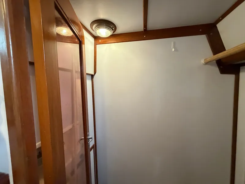 Slide: The Image of Tayana 48 CC 1995 - 53