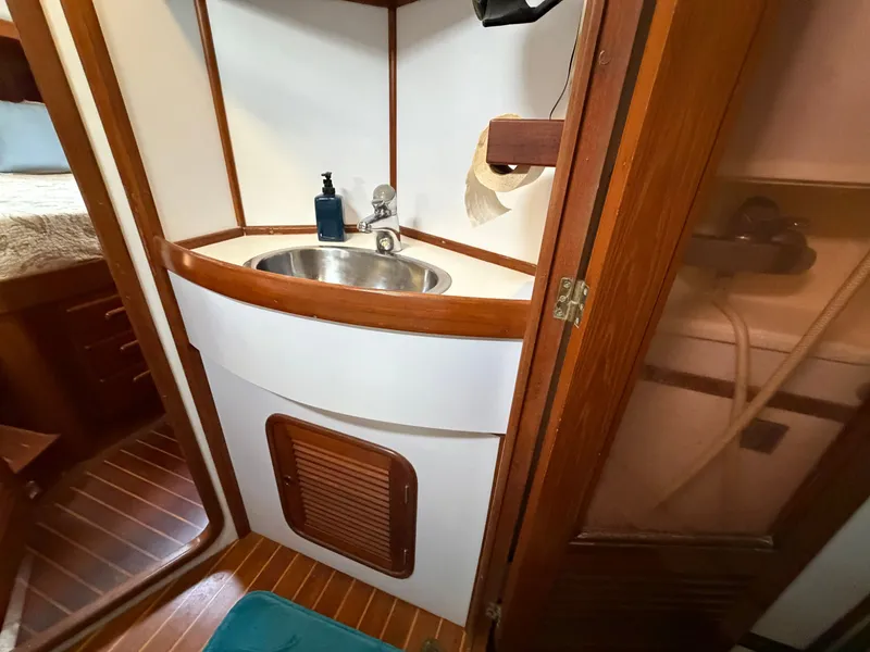 Slide: The Image of Tayana 48 CC 1995 - 59