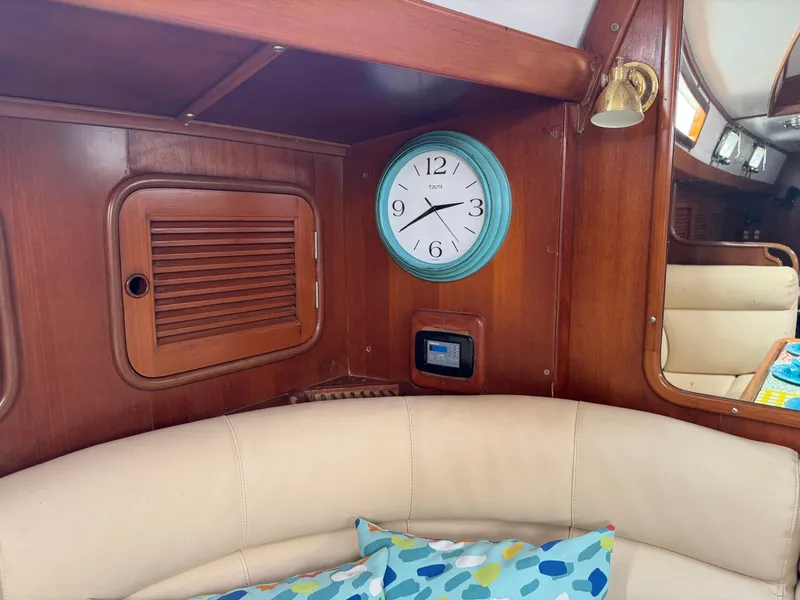 Slide: The Image of Tayana 48 CC 1995 - 6