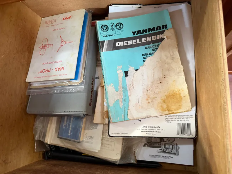 Slide: The Image of Tayana 48 CC 1995 - 68