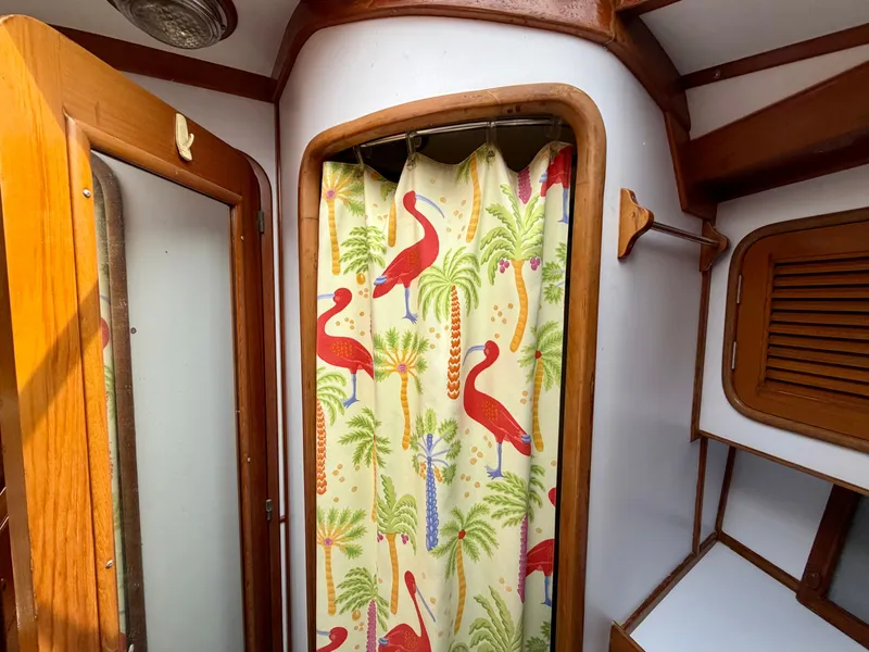 Slide: The Image of Tayana 48 CC 1995 - 76