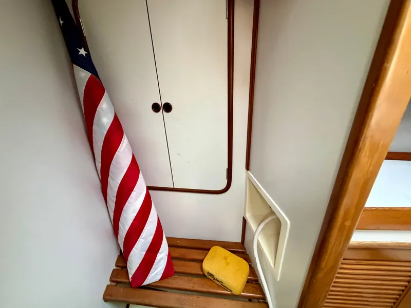 Slide: The Image of Tayana 48 CC 1995 - 77