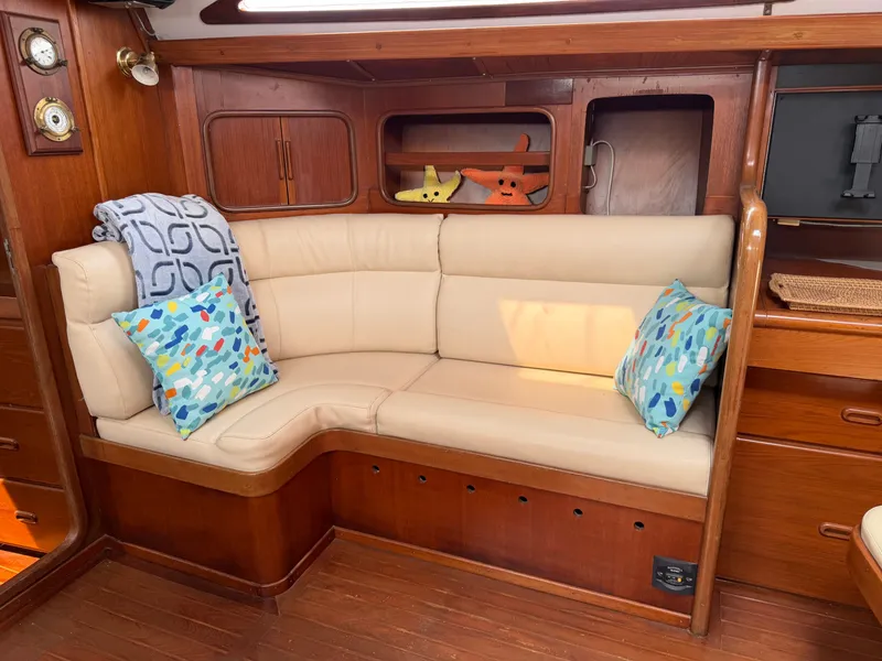 Slide: The Image of Tayana 48 CC 1995 - 8