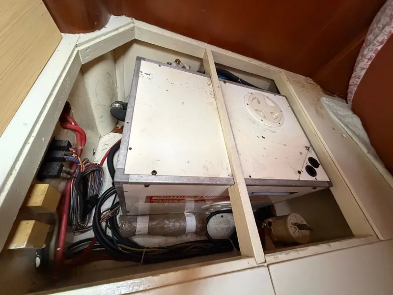 Slide: The Image of Tayana 48 CC 1995 - 82