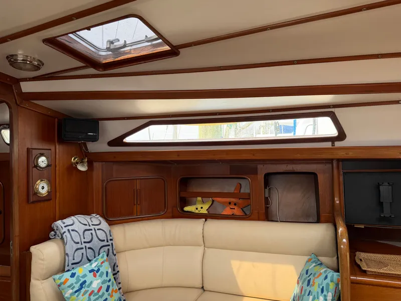 Slide: The Image of Tayana 48 CC 1995 - 9