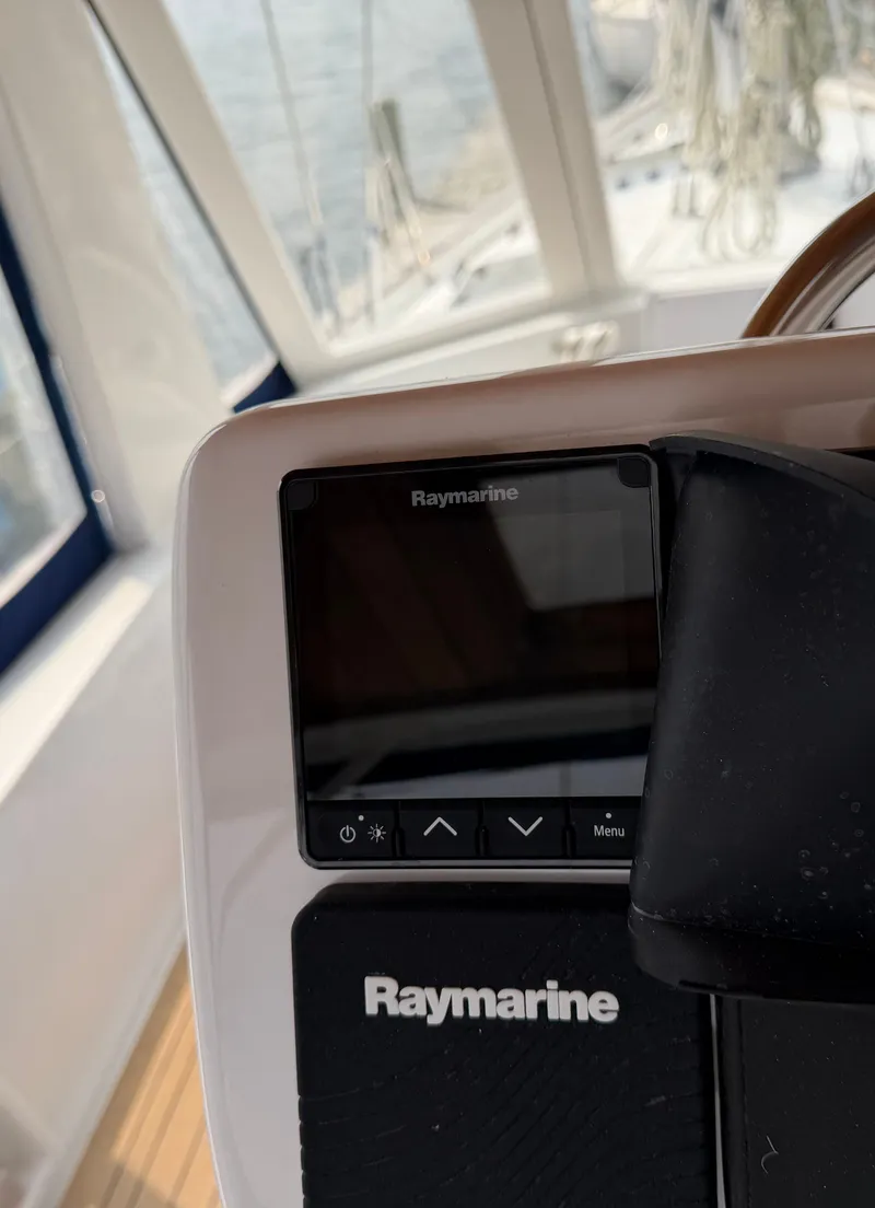 Slide: The Image of Tayana 48 CC 1995 - 90