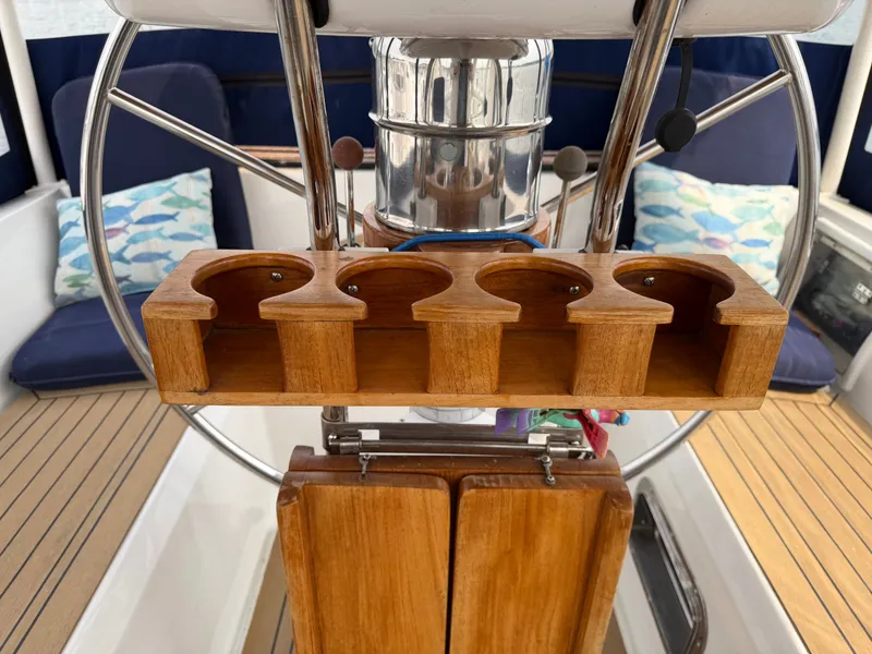 Slide: The Image of Tayana 48 CC 1995 - 93