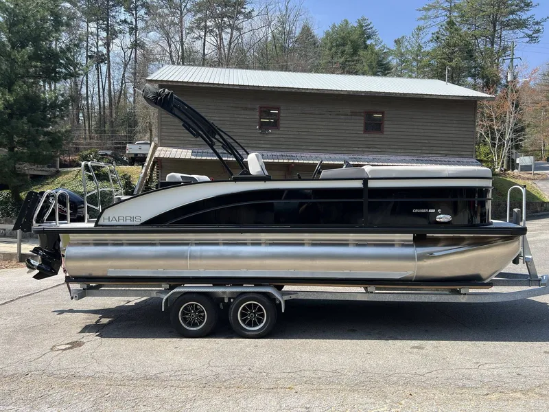 The Image of Harris Cruiser 210 2026 - 1