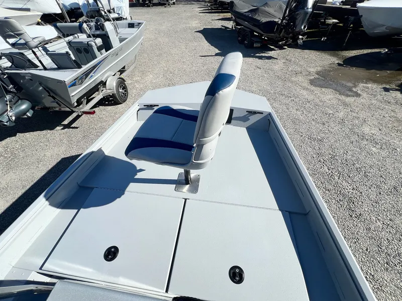 Slide: The Image of G3 Gator Tough 18 CCJ DLX 2026 - 26