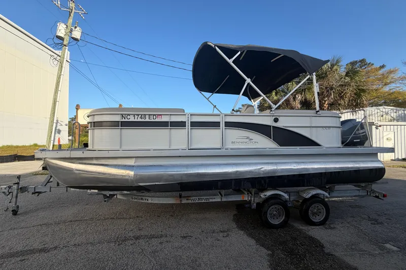 The Image of Bennington 22 SX 2016 - undefined