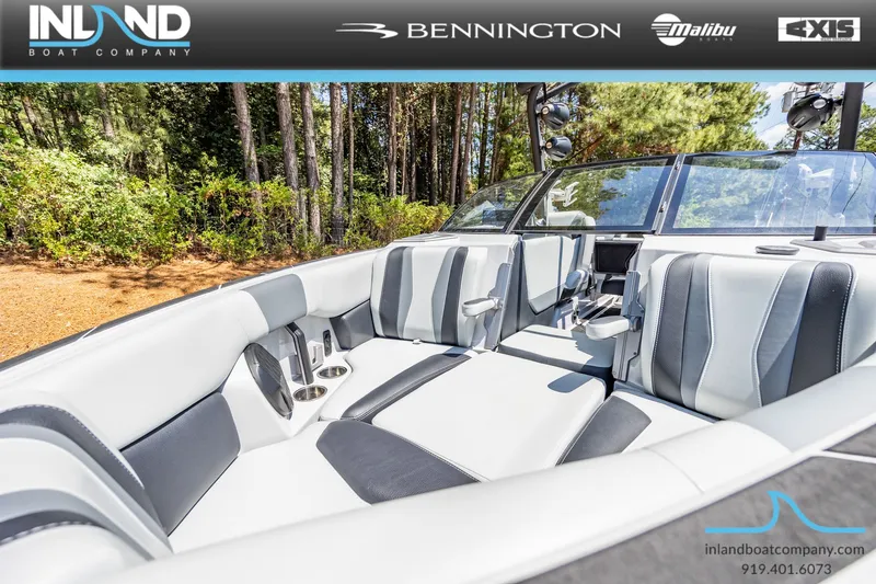 Slide: The Image of Malibu Wakesetter 22 LSV 2023 - 17