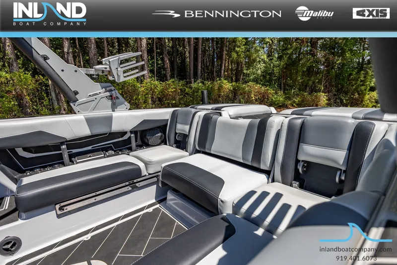 Slide: The Image of Malibu Wakesetter 22 LSV 2023 - 25