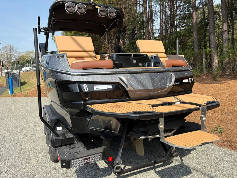 Slide: The Image of MasterCraft X24 2024 - 4