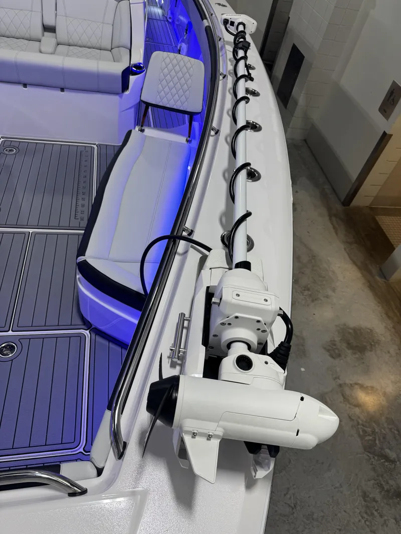 Slide: The Image of Nor-Tech 452 Super Fish 2026 - 17