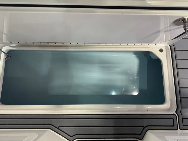 Slide: The Image of Nor-Tech 452 Super Fish 2026 - 22