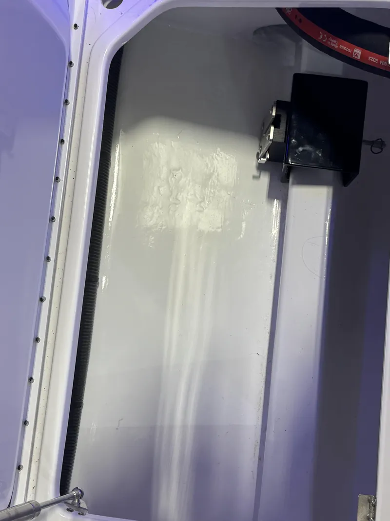 Slide: The Image of Nor-Tech 452 Super Fish 2026 - 23