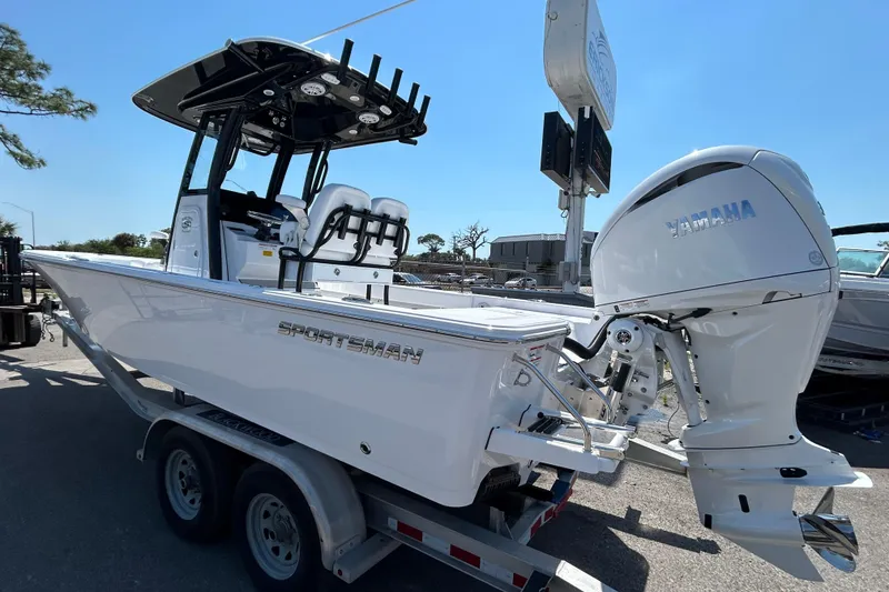 Slide: The Image of 2026 Sportsman Masters 247OE Bay Boat with Yamaha engine on trailer. - 9