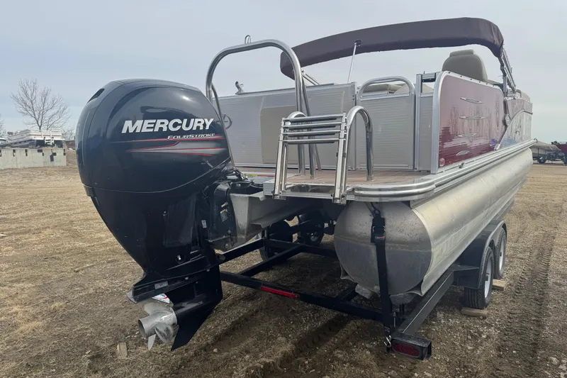 Slide: The Image of 2014 Avalon Windjammer Fish 24' pontoon boat with Mercury FourStroke engine. - 3